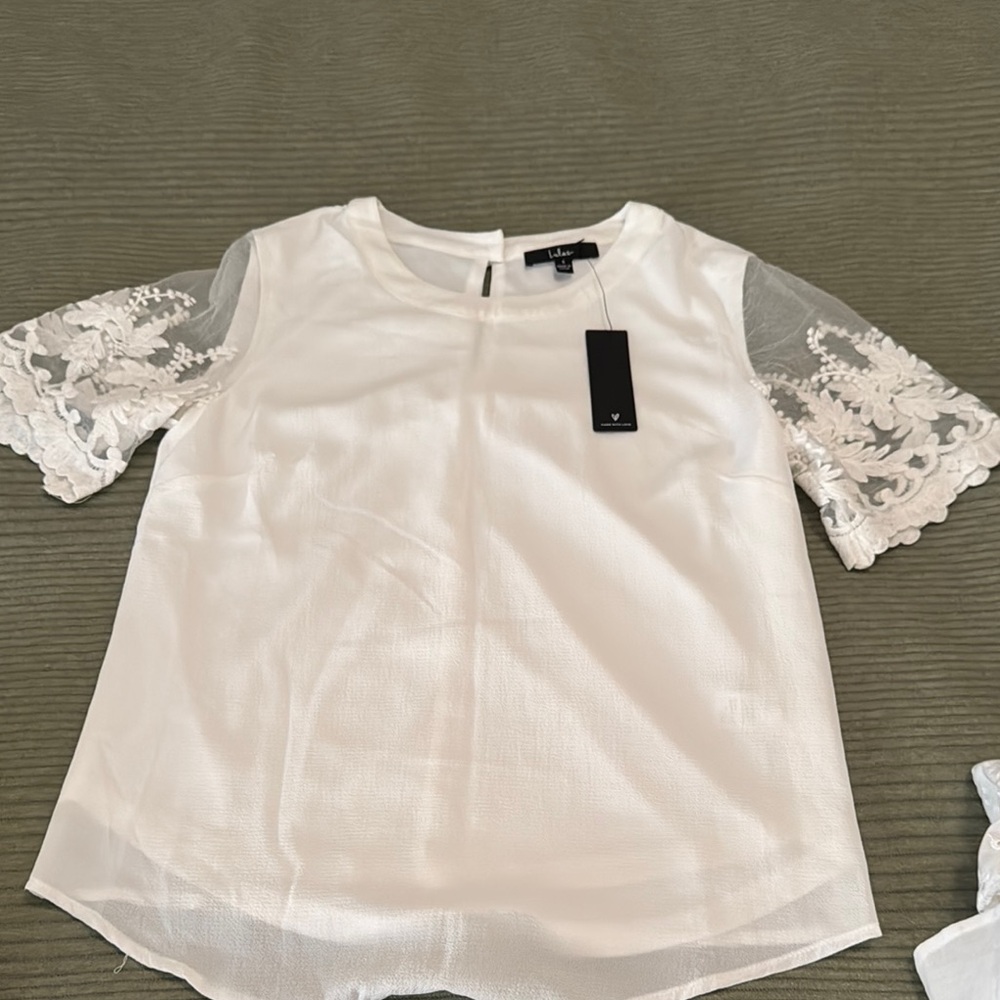Lulu's White Lace Sleeve Top